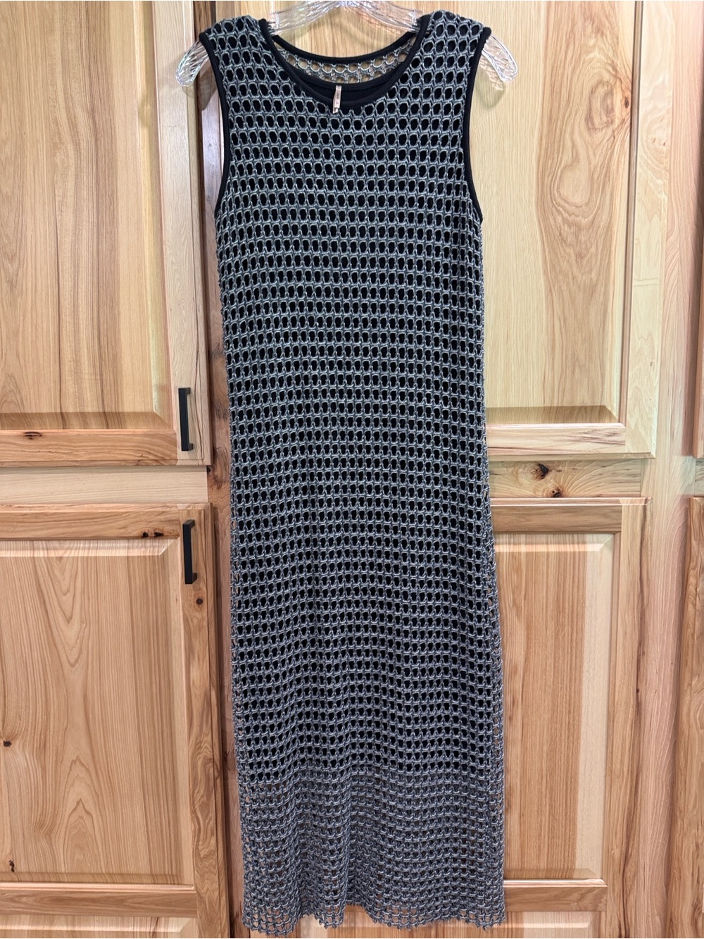 Pete Sleeveless Size L Black Gray Waffle Chain Knit Overlay Midi/Maxi Dress